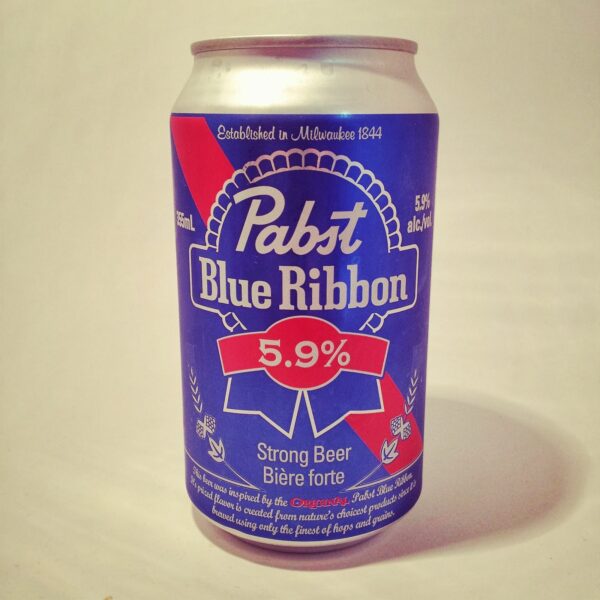 Bière de type Lager, Blue Ribbon - 355mL